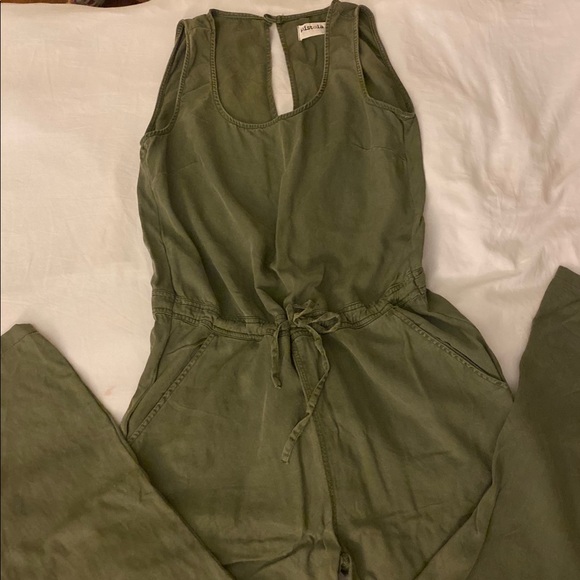 Army green jumpsuit - Picture 2 of 4